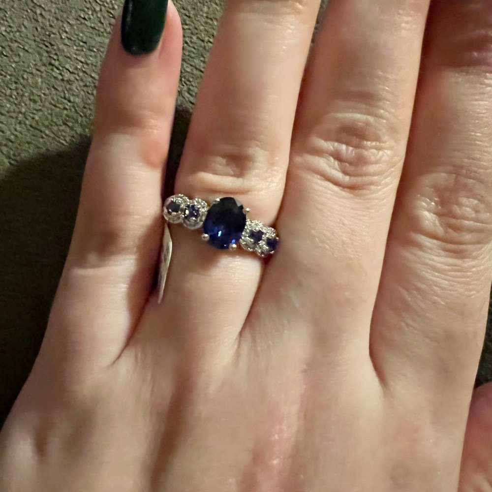 NWT Zales Sapphire Ring